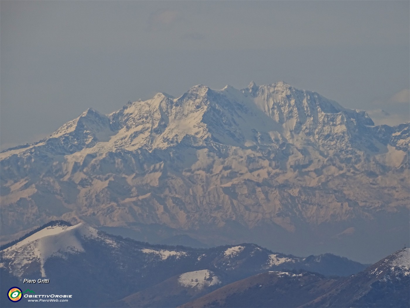 61 Maxi zoom verso il Monte Rosa (4634 m).JPG